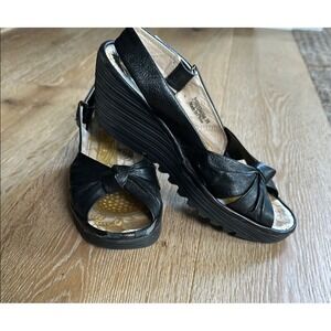 Fly London Black Leather Wedge Sandals Peep Toe Slingback Size 39 US 8